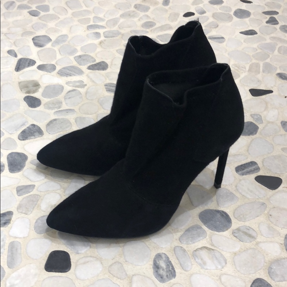 ⚡️Zara black bootie heels